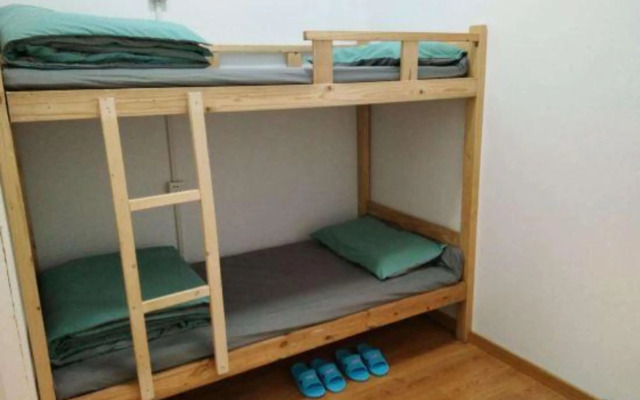 Hongfengle Hostel