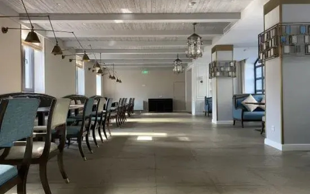 Gubei Residence Hotel