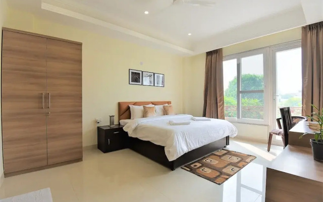 Zen Suites - Golf Course Road