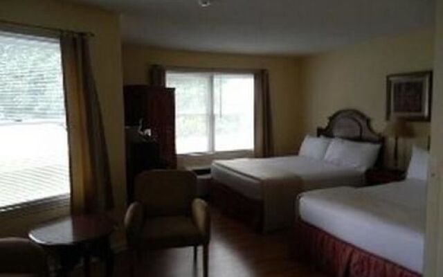 Erie Islands Resort and Marina