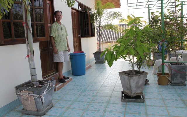 Ban Sulada Guest House