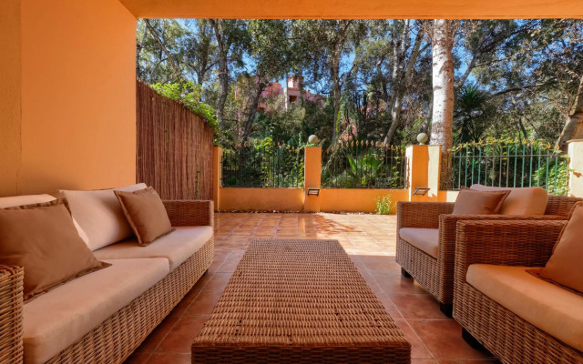 Playa Alicate, 2 Bedroom Beach Apartment