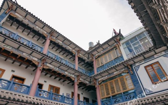 Qinglan Courtyard