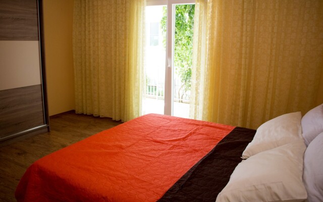 Apartment Radin - 2 bedroom apartment: A1 Vodice, Riviera Sibenik