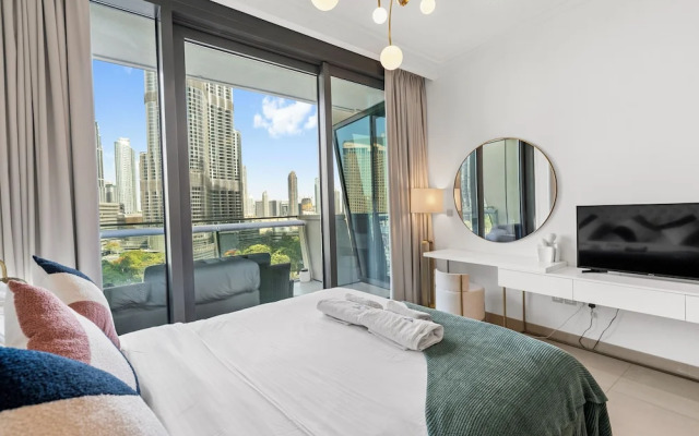 Burj Khalifa at Dusk-907