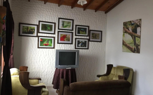 Fami Hotel Vive Jardin - Hostel