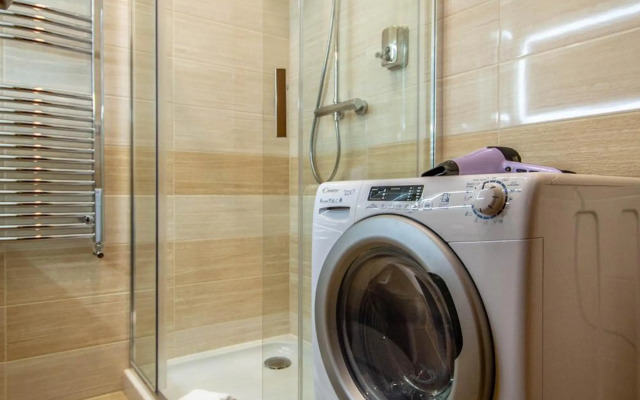 Ruterra Apartments by Cathedral