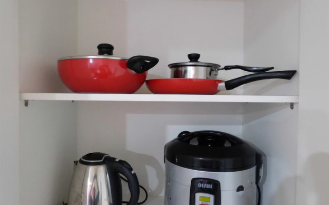 Comfy 2 Bedrooms At Grand Dhika City Apartment