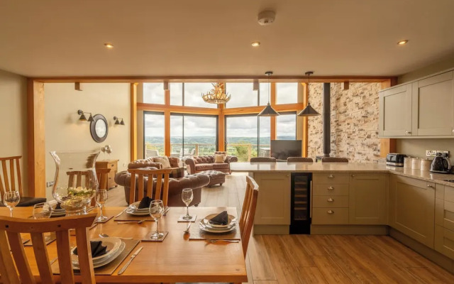 Valley View Luxury Lodges Gamekeepers 4 Bedroomed