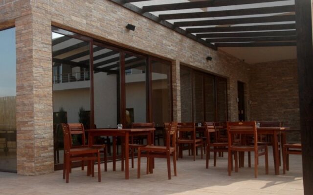 Kapri Hotel