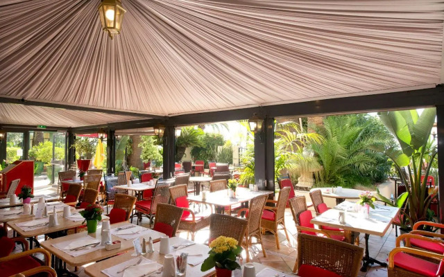 Отель West End Nice