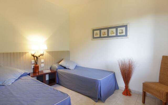 Nice Apartment With Airconditioning, 200 m. From Golfcourse