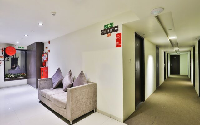 OYO 13479 Hotel Grand Nakshatra