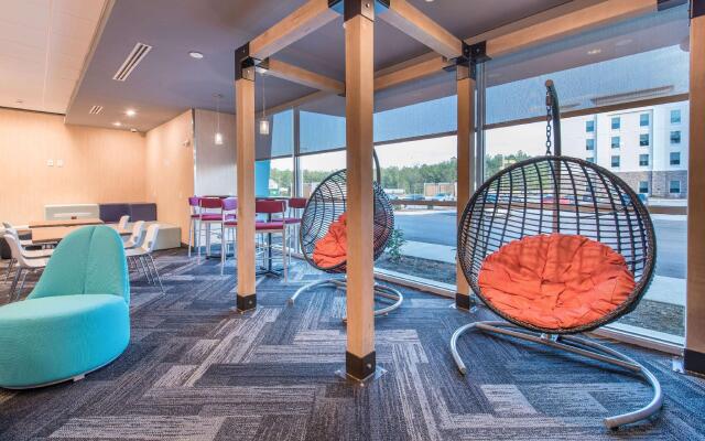 Tru by Hilton Fayetteville I-95, NC