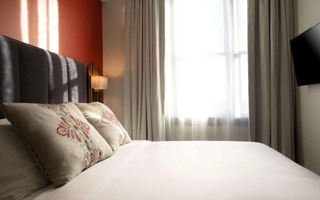 The Esquire Hotel Downtown Gastonia, Ascend Hotel Collection