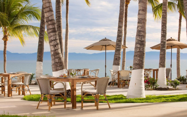 Vista Vallarta All Suites on the Beach