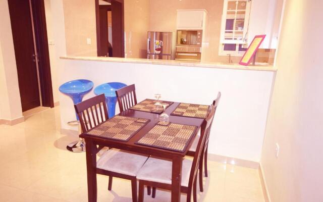 Leaders Plaza Apartments