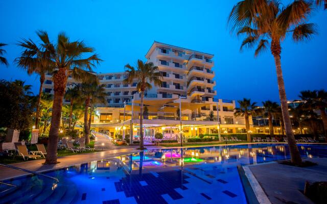 Aquamare Beach Hotel & Spa