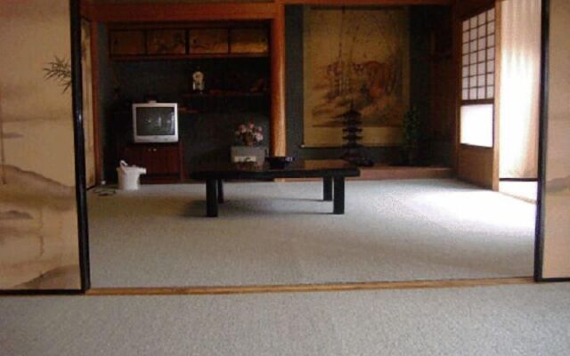 Saratoku Ryokan