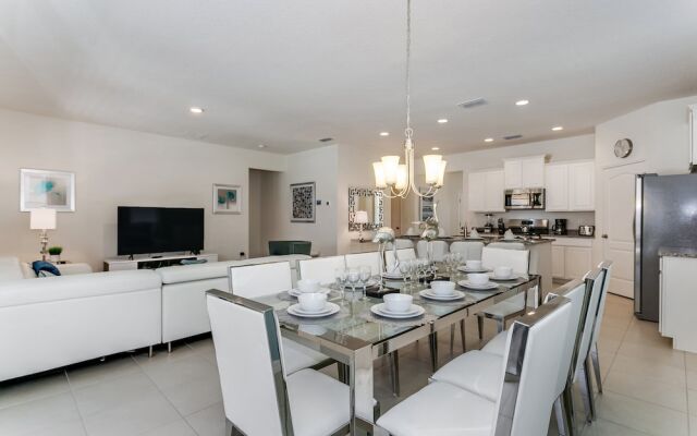 Exceptional 5 Bed 4,5 Ba Villa Gamerm