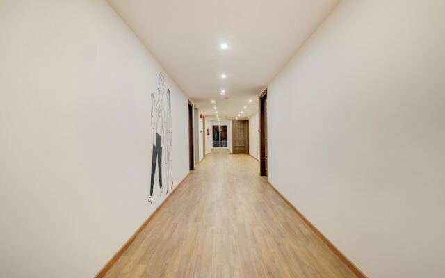 OYO Townhouse 219, Sector 49, Gurgaon