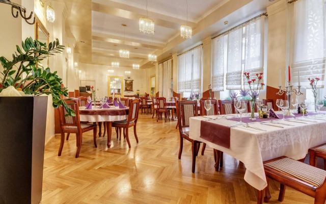 Hotel Mazowiecki
