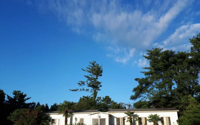 Oreum Guesthouse - Hostel