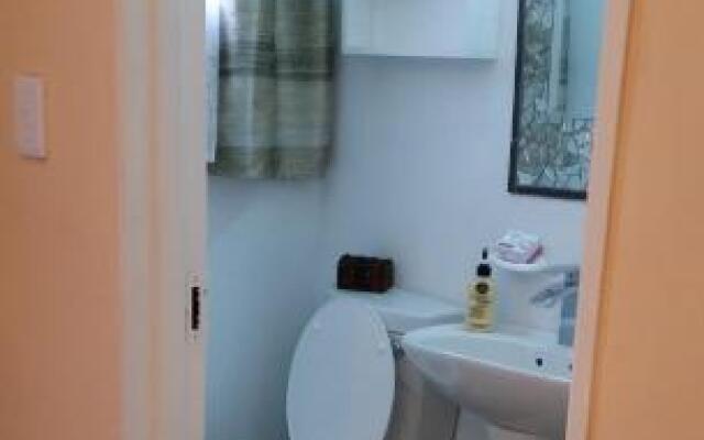 LekkeRus Guest House