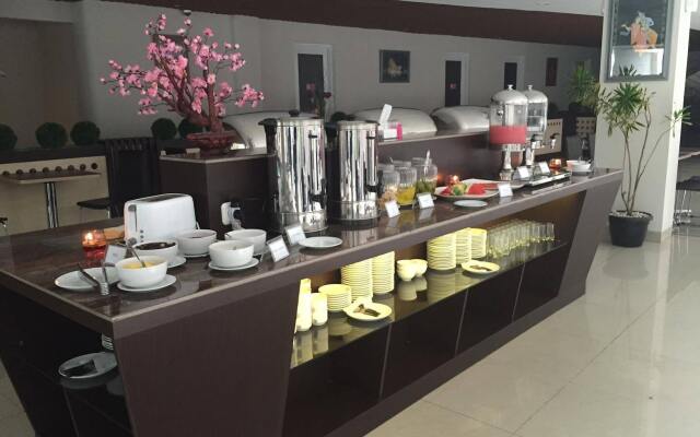 Raffleshom Hotel