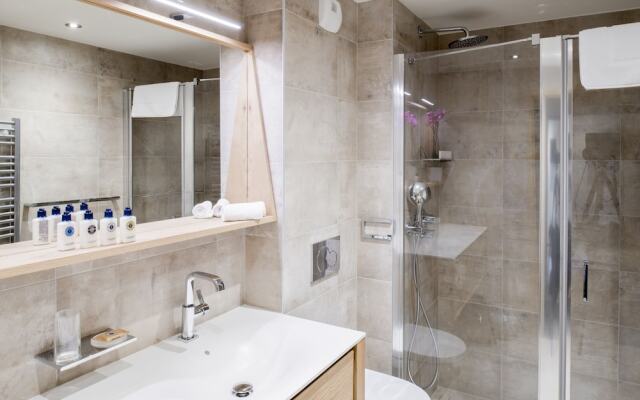 Mammoth Lodge Apartment T2 Cabin D08