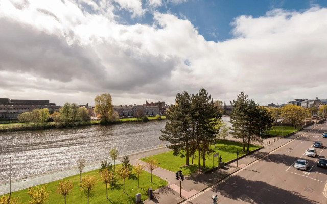 The Metropole Residence