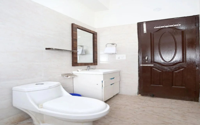 Hotel Shivjot By OYO Rooms