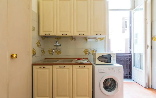 Rettifilo Family Apartment