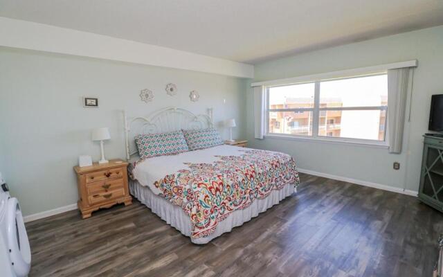 Creston House 10C