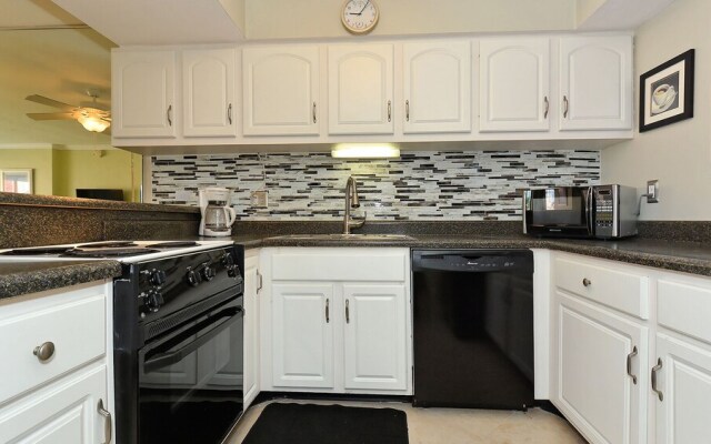 Runaway Bay 234 - 1435430