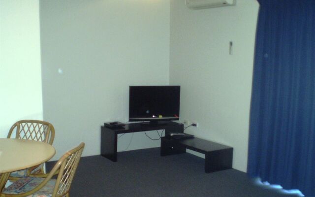 Ocean Spray Apartments Hotel