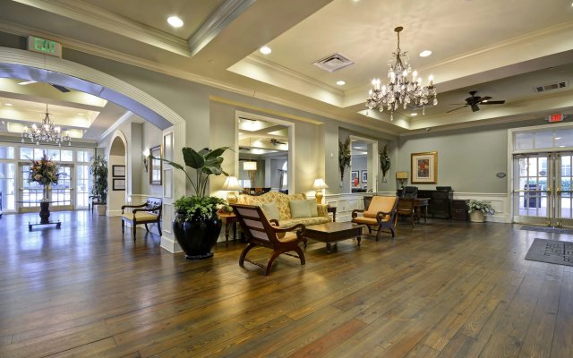 Hampton Inn & Suites Savannah Historic District