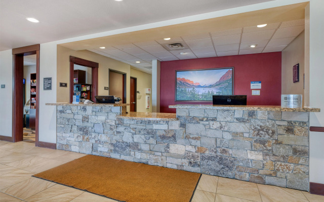 Best Western Shelby Inn & Suites