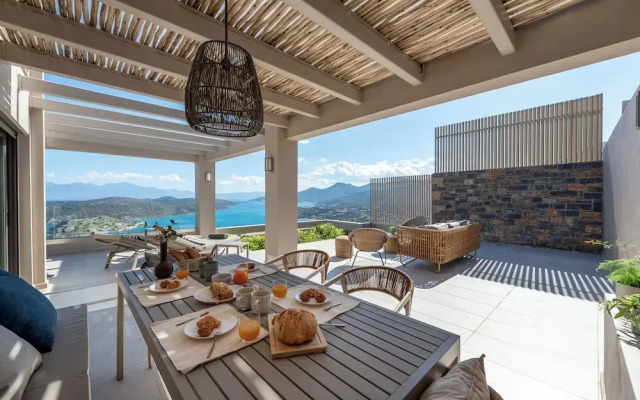 Notiko villas