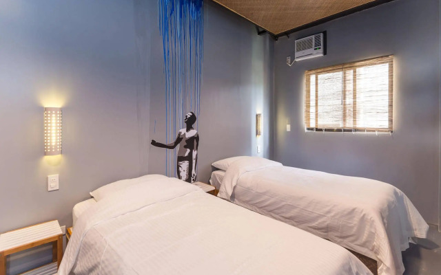 MNL Beach Hostel Boracay
