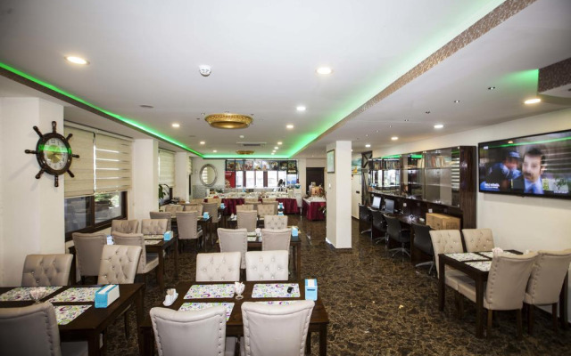 Zeyn Hotel