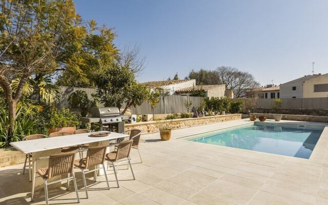 Residence by G Can Rochet