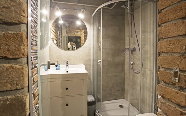 The Doors Apartments