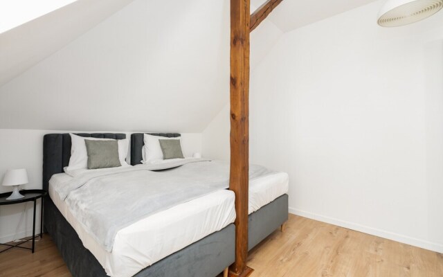 Rycerska Apartments by Renters