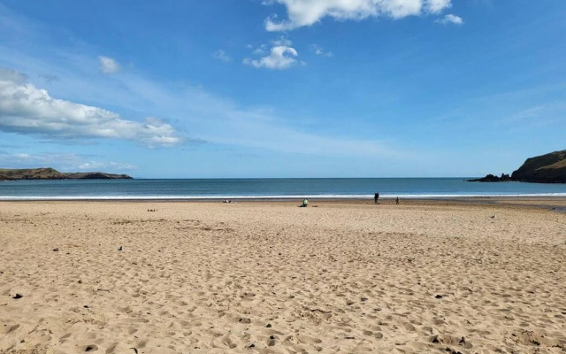 Marina Reach Neyland, Flat With Great sea Views