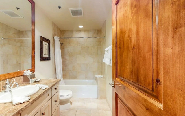 Luxury 2 Bedroom Ski in, Ski out Condo in Breckenridge with Shared Pool, Hot Tub, Arcade, and Bar