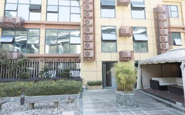 Pokhapa Hotel