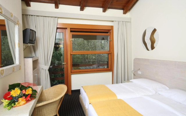 Hotel Sailing Center