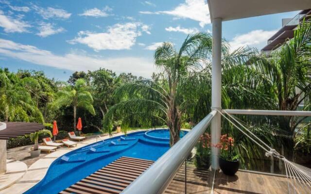 Upscale 2 Bdrm Pool View in 5 Star Bahia Principe!!