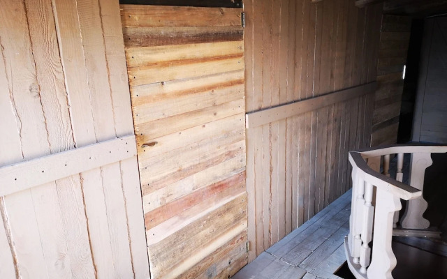 2nd Private Room in the Attic With Shared Bathroom use